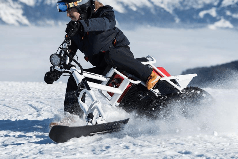 Excursión en moto de nieve eléctrica