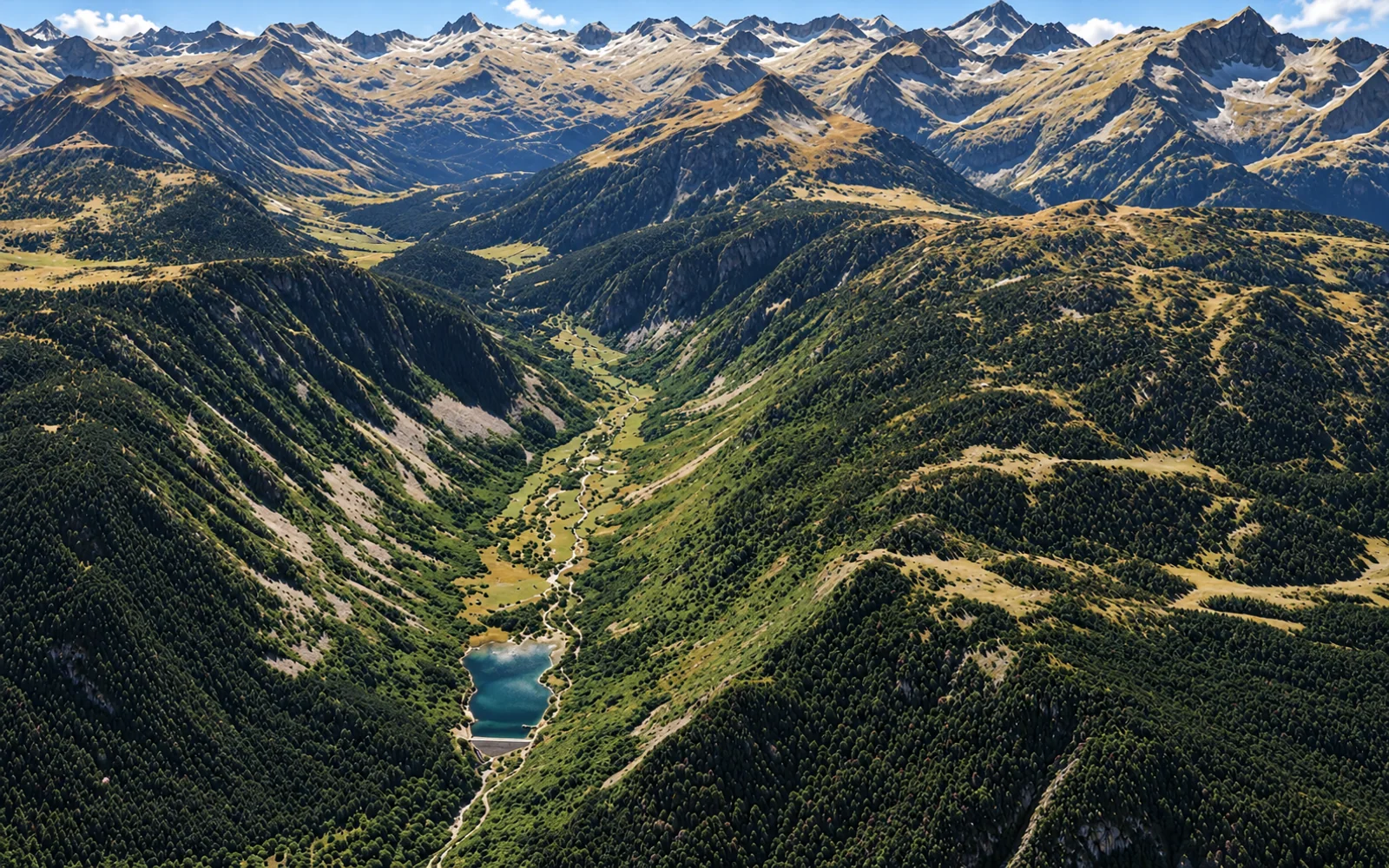 Vista aérea ilustrada de Ribera de Aiguamòg, con 3 puntos señalados